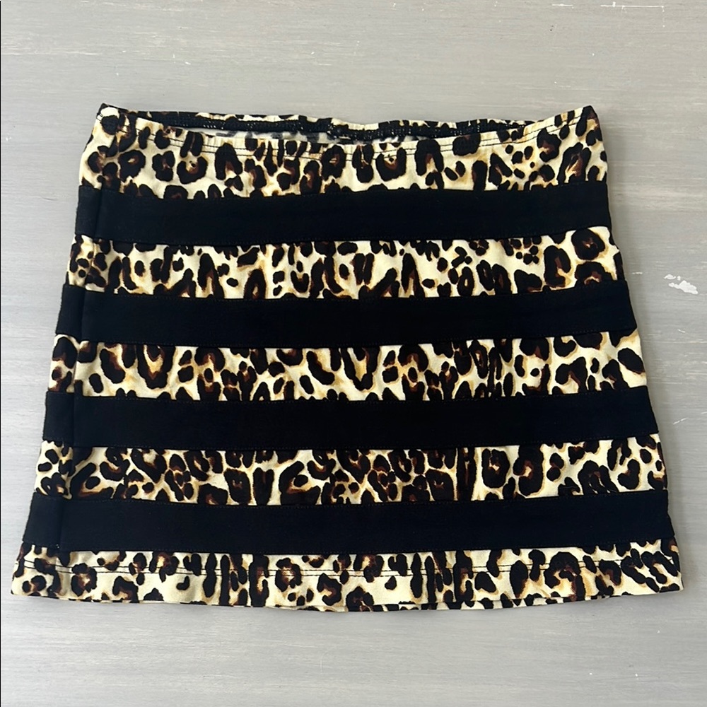 Little Girl’s Flowers By Zoe Leopard Print Mini Skirt 6X